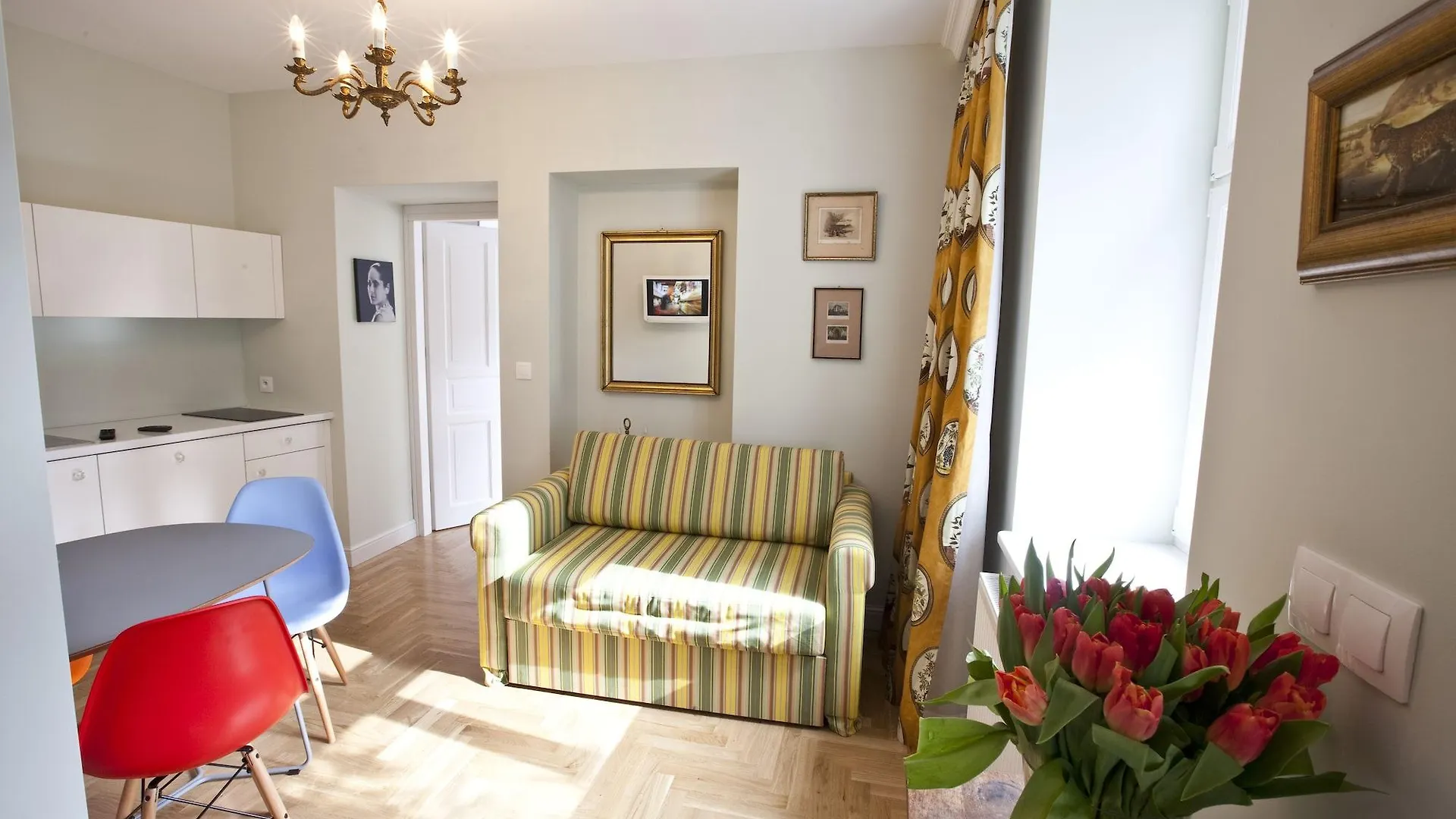 Crystal Suites Chez Helena Cracovie 3*,