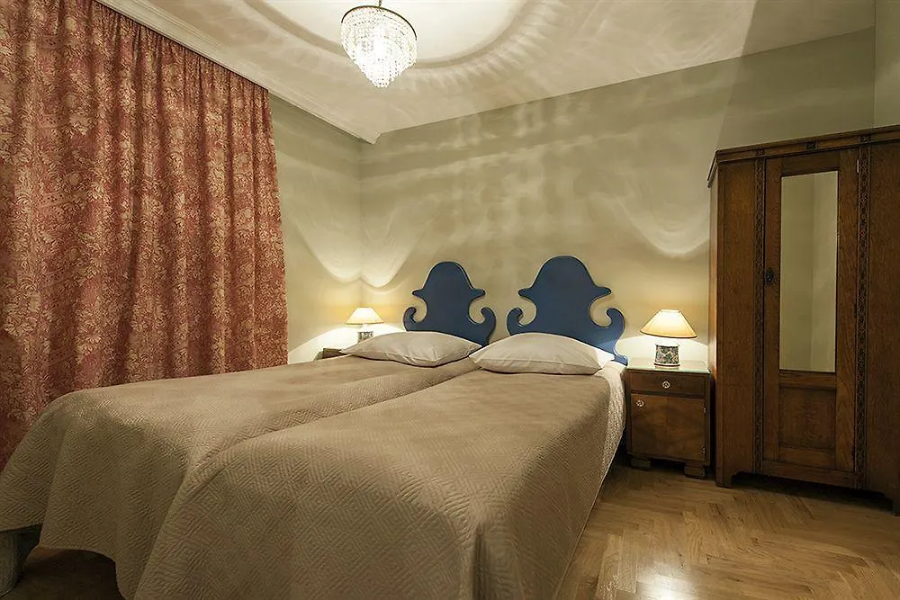 Crystal Suites Chez Helena Cracovie 3*,